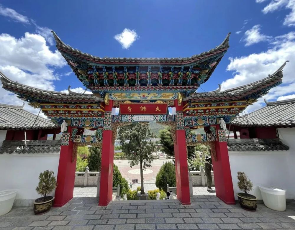 香格里拉旅行｜寻找「心中的日月」，人间最殊胜的秘境！